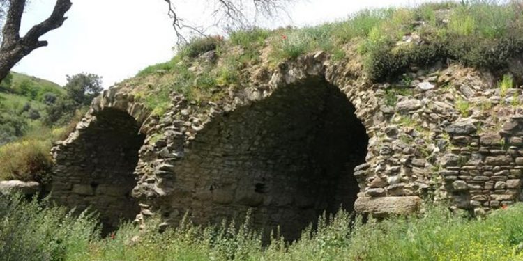 Mastaura Antik Kenti'nde 1800 yıllık kanalizasyon sistemi bulundu