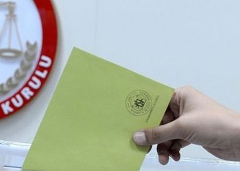 Meclis'ten geçti: Seçim barajı yüzde 7'ye indi