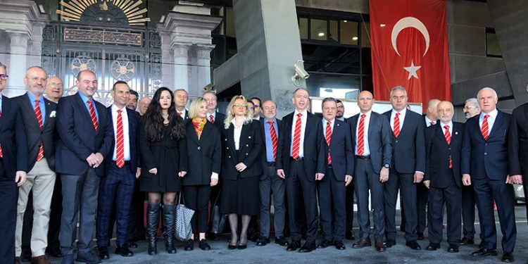 Metin Öztürk: Galatasaray hiçbir zaman yalnız kalmaz