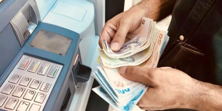 Milyonlarca emeklinin gözü resmi açıklamada: İkramiye için 4 yeni formül