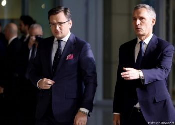 NATO'dan Ukrayna'ya silah sevkiyatını artırma kararı