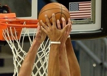 NBA'de 76ers, Raptors karşısında seriyi 3-0 yaptı