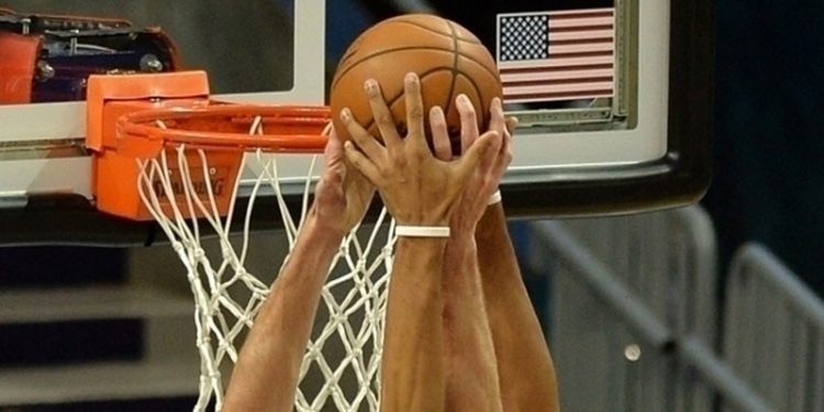 NBA'de 76ers, Raptors karşısında seriyi 3-0 yaptı