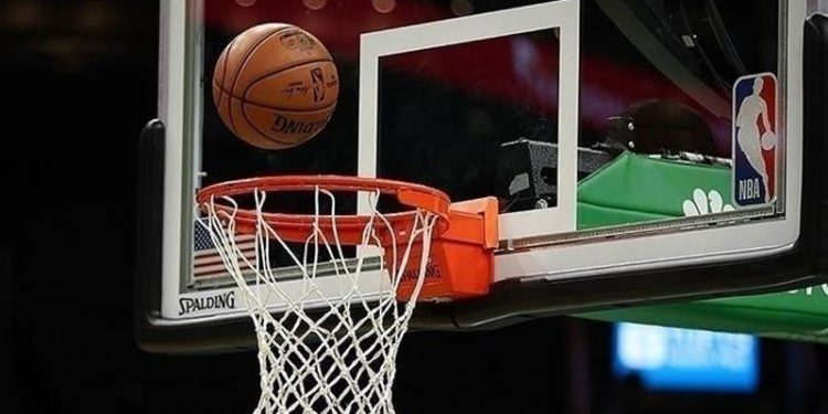 NBA'de Warriors, play-off serisinde 2-0 öne geçti