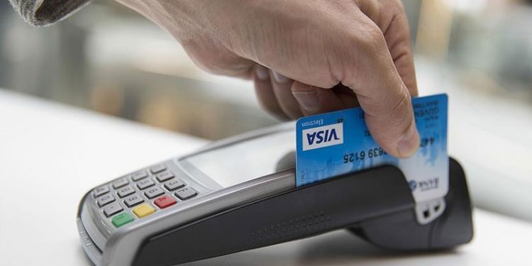 Nakit destek isteyen turizmcilere, kredi kartı verildi