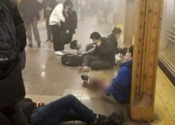 New York metro istasyonunda silahlı saldırı: Çok sayıda yaralı var