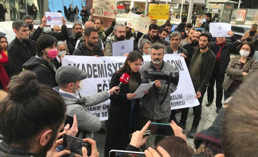 Nişantaşı Üniversitesi’nde 40 akademisyen ‘güvenlik eşliğinde’ işten çıkarıldı