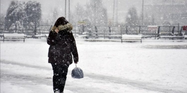 Nisan ayı için uyarı: Sıcaklıklar 10-12 derece düşecek, kar geliyor