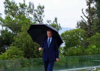 ORC'den "İstanbul'un siyasi eğilimi" anketi: AKP'nin oy oranında sert d&uuml;ş&uuml;ş