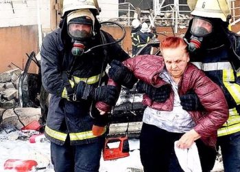 Odessa’da bombardıman sonrası kurtarma çalışmaları sürüyor