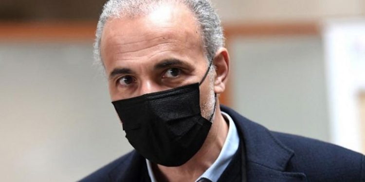 Oxford'lu ilahiyat profesörü Tarık Ramazan beş kadına tecavüzle suçlanıyor