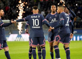 PSG, Lens'i mağlup etmesi halinde şampiyonluğunu ilan edecek