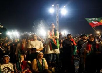 Pakistan eski Başbakanı İmran Han’ın eski bakanı 'isyan' uyarısında bulundu