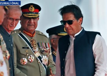 Pakistan’ın 15 Temmuz’u mu?