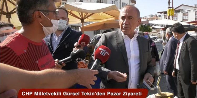 Pazarcı öğretmen çıkınca, Gürsel Tekin mahcup oldu: Ooo hocam!