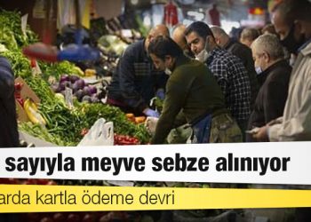 Pazarlarda kartla ödeme devri: Artık sayıyla meyve sebze alınıyor