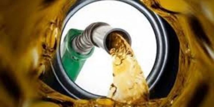 Petrol fiyatları düşüşe geçti, benzin ve motorin ucuzlayacak mı?