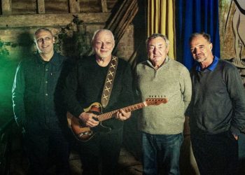 Pink Floyd, Ukrayna'ya destek için yeniden bir araya geldi