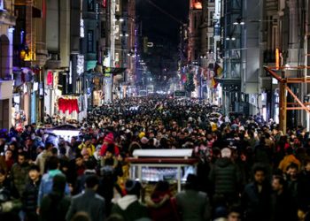 Prof. Dr. Ortaylı: İstanbul’da düşük ücretin çok kötü tepkileri görülecektir