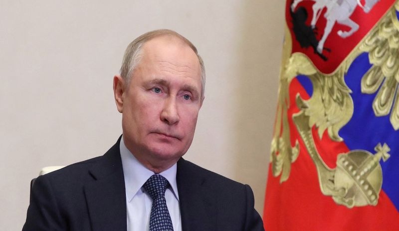 Putin'den Batı'ya gözdağı: Rusya ordusu kıtalararası balistik füze denedi