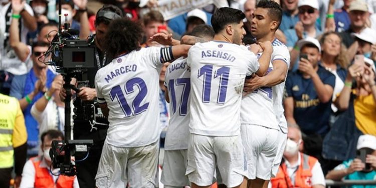 Real Madrid, La Liga'da 35. şampiyonluğuna ulaştı