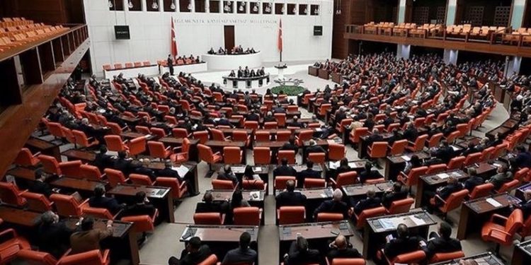 Resmi Gazete'de yayımlandı, hangi ilde kaç milletvekili seçilecek?