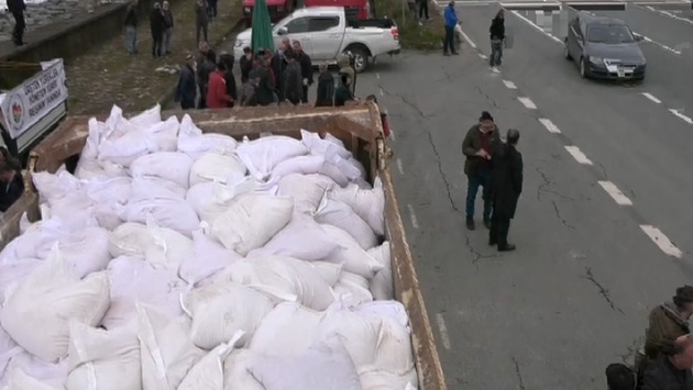 Rize'de çay üreticilerine gübre diye 'mermer tozu' sattılar