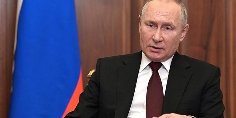 Rusya Devlet Başkanı Putin: Ukrayna ile diplomatik olarak anlaşmayı umuyoruz