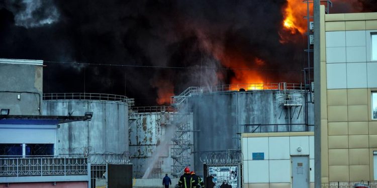 Rusya Odessa'yı hedef aldı