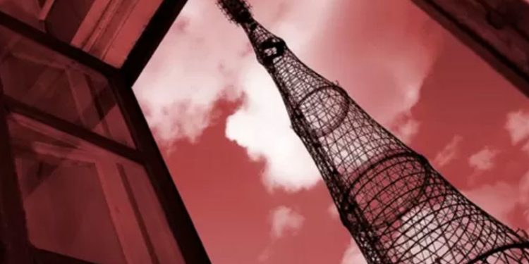 Rusya'daki hayalet radyoyu kim yönetiyor?