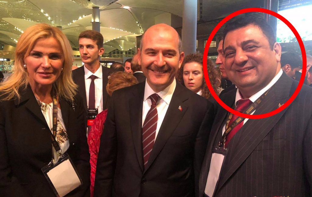 Süleyman Soylu’nun, Kolombiya’dan gelen kokainin alıcısıyla da fotoğrafı çıktı!