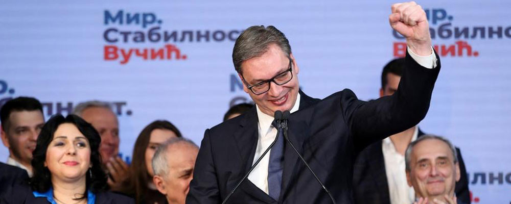 Sırbistan'da seçimi Vucic kazandı