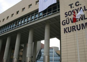 SGK iptal etti, TTB tepki gösterdi: Koronavirüs tedavisi artık ücretli