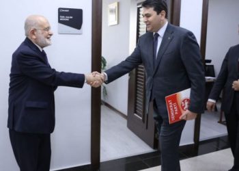 Saadet Partisi lideri Karamollaoğlu ile DP Genel Başkanı Uysal arasında görüşme
