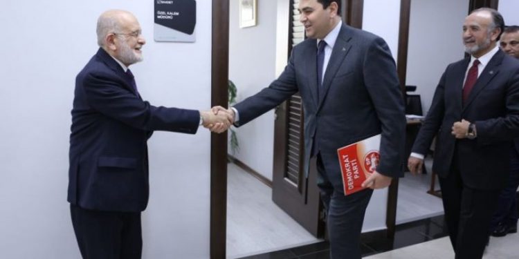 Saadet Partisi lideri Karamollaoğlu ile DP Genel Başkanı Uysal arasında görüşme