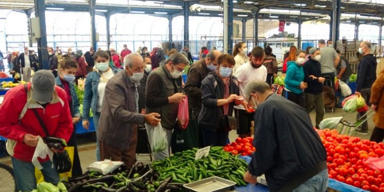 Sabah yazarı: Vatandaşın mutfağına ve cebine yansıyacak önlemler seçimin kaderine büyük ölçüde etki edecek