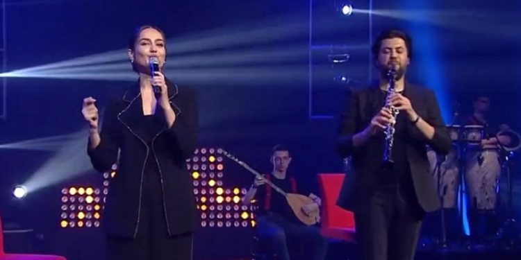 'Samsak Döveci' iki ismin arasını açtı