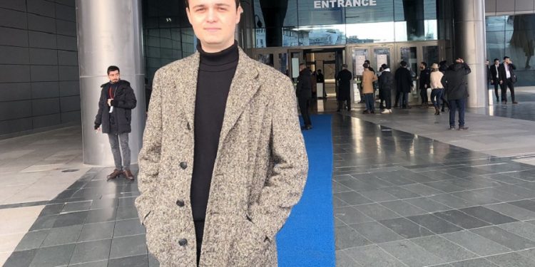 Sedef Kabaş’ın tweetini alıntılayan üniversite öğrencisi tutuklandı