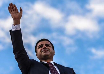 Selahattin Demirtaş: Ben halen aday adayıyım