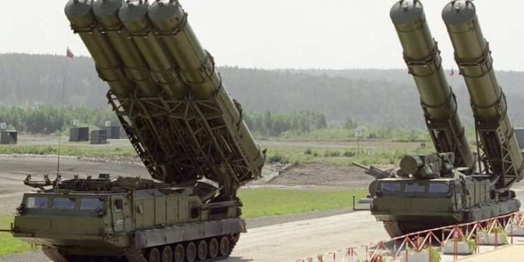 Slovakya, Ukrayna'ya S-300 hava savunma sistemi gönderdi