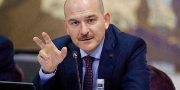Soylu, AKP'li belediyeye soruşturma açılmasına izin verdi
