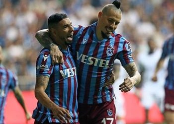 Spor Toto Süper Lig'in 35. haftasında şampiyonluk heyecanı