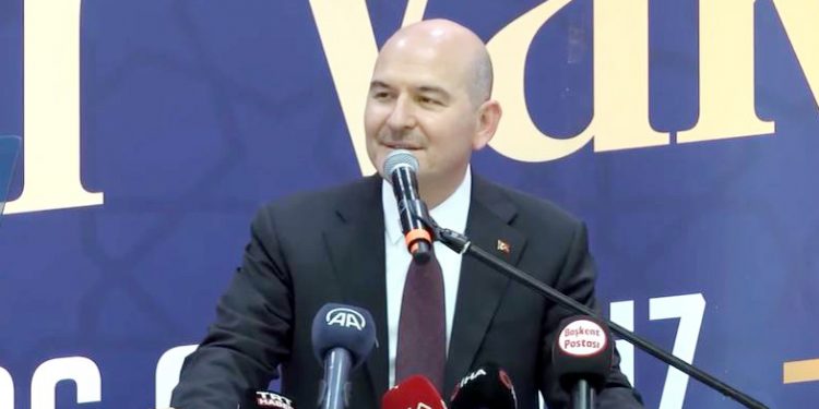 Süleyman Soylu: İBB’de terör örgütüyle irtibatlı kişilerin olduğu tespit edildi