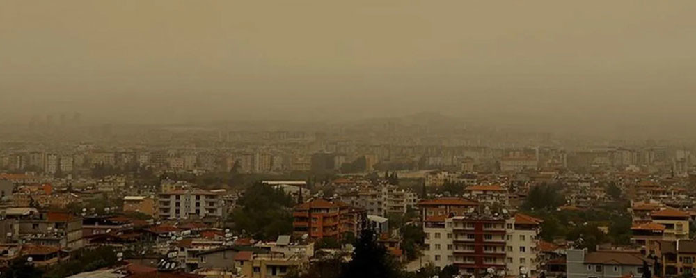 Türkiye yeniden yağışlı havanın etkisi altına girecek, salı gününe kadar toz taşınımı etkili olacak