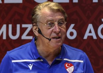 TFF'den Uilenberg'e sert yanıt: Saygısızca ve haddini aşan açıklamalarını kabul etmiyor, açıkça iç işlerimize müdahil olma girişimini de şiddetle kınıyoruz