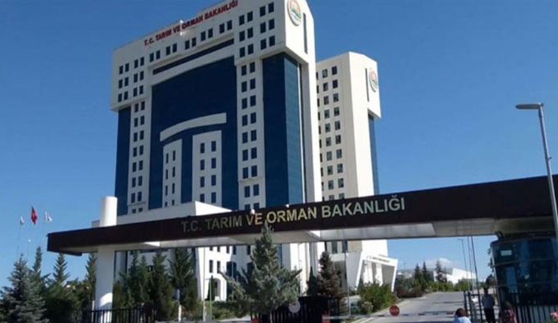 Tarım ve Orman Bakanlığı'nda 4 bakan yardımcısı görevden alındı