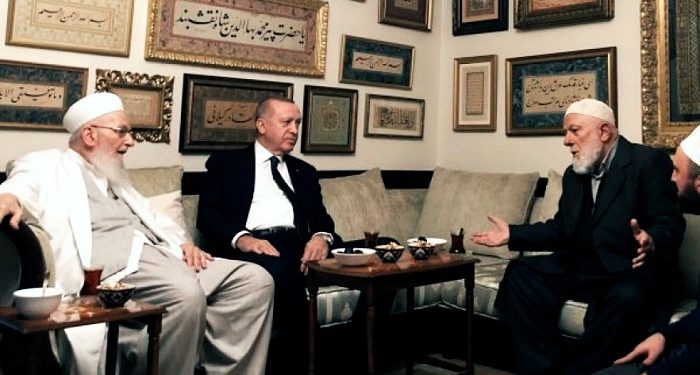 Tarikatlar, Gülen Cemaati’nin 2012’sini yaşıyor