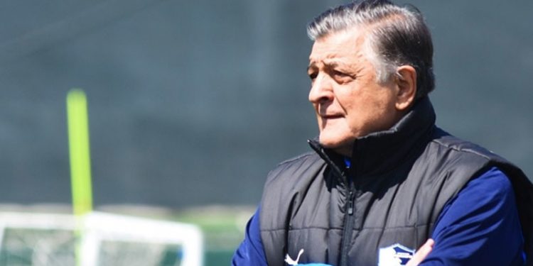 Teknik direktör Yılmaz Vural kariyeri boyunca 30 takım çalıştırdığını belirtti