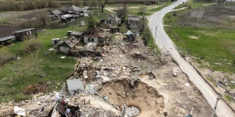 The Guardian: Rusya, Ukrayna'da aralarında Suriyeli ve Libyalılar da bulunan paralı askerler görevlendirdi