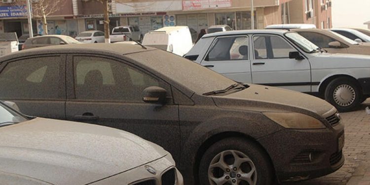 Toz taşınımı bölge illerinde etkili oldu